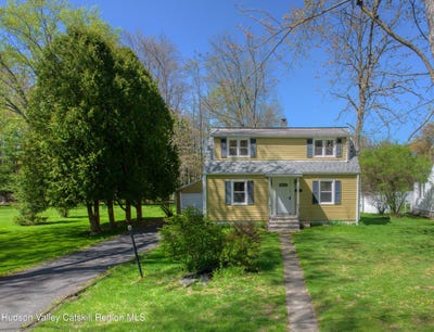 /international/us/17-spencer-boulevard-coxsackie-ny-110104332743/