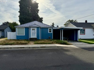 /international/us/766-hoffman-st-woodland-wa-110106446759/