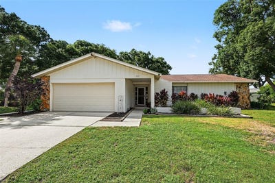/international/us/9915-whitworth-court-new-port-richey-fl-110120103776/