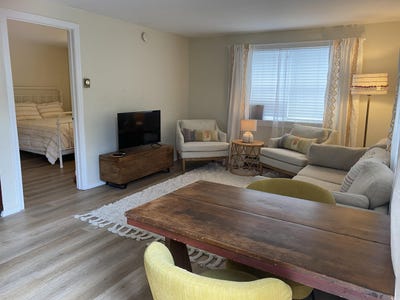 /international/us/168-fleet-street-portsmouth-nh-110107266235/
