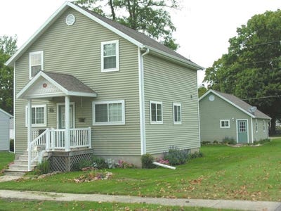 /international/us/527-oak-street-osage-ia-110106003618/