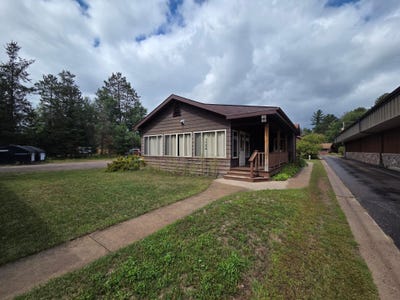 /international/us/4184-oak-st-land-o-lakes-wi-110119712218/