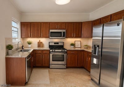 /international/us/17-willow-st-jersey-city-nj-110108844766/