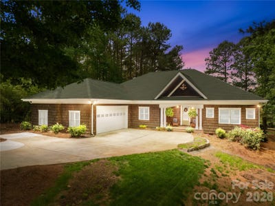 /international/us/1483-baltusrol-drive-denver-nc-110108412983/