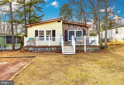 /international/us/16-holly-court-mays-landing-nj-110104976001/