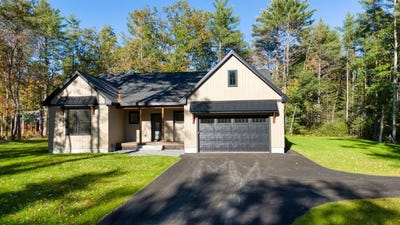 /international/us/10-winchester-lane-tuftonboro-nh-110119453076/