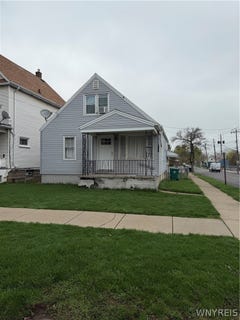 /international/us/1001-17th-street-niagara-falls-ny-110107382307/