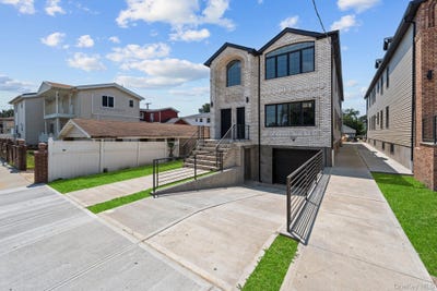 /international/us/21950-143rd-avenue-springfield-gardens-ny-110109410722/
