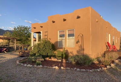 /international/us/22-del-norte-el-prado-nm-110103677084/