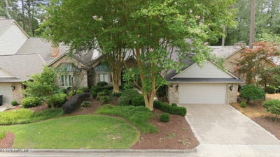 /international/us/3058-dartmouth-drive-greenville-nc-110108694482/