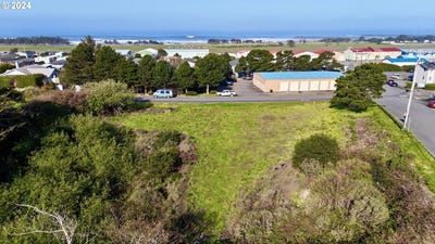 /international/us/hillcrest-st-goldbeach-or-110091328690/