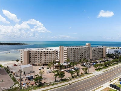 /international/us/8350-estero-boulevard-unit-235-fort-myers-beach-fl-110100628104/