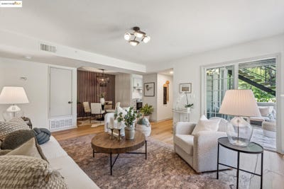 /international/us/635-canyon-oaks-dr-oakland-ca-110099390024/