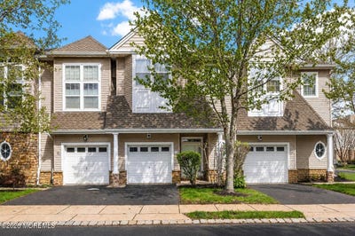 /international/us/56-ocean-breeze-court-manahawkin-nj-110107714892/
