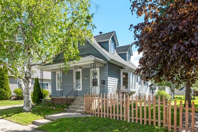 /international/us/1416-cedar-st-oshkosh-wi-110108012819/