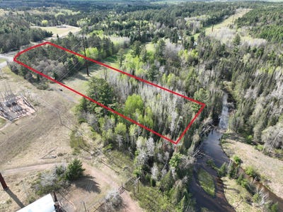/international/us/9815-county-rd-g-gordon-wi-110108975880/