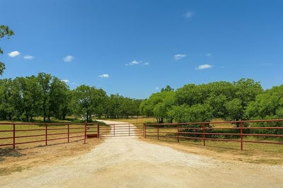 /international/us/1445-county-road-428-stephenville-tx-110101216860/?lang=zh-tw