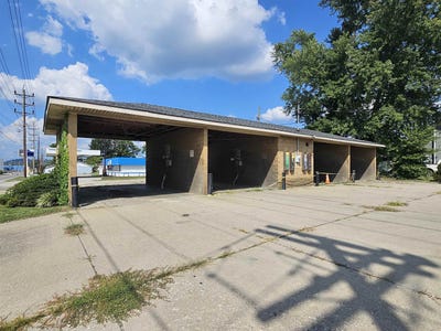 /international/us/2025-chestnut-st-kenova-wv-110105954043/