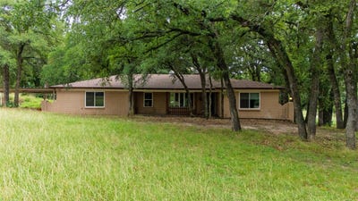 /international/us/1517-oakridge-court-w-azle-tx-110109061830/
