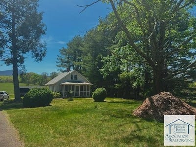 /international/us/18-fairystone-church-loop-stuart-va-110107335428/