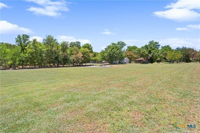 /international/us/22712-n-12th-street-lot-4-buckholts-tx-110119330059/