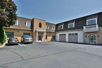 /international/us/555-goffle-rd-ridgewood-village-nj-110107280477/