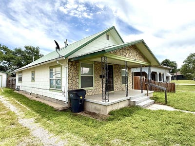 /international/us/1224-church-waynoka-ok-110108426758/