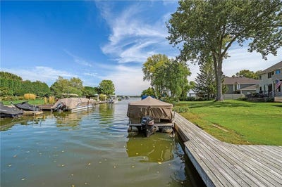 /international/us/21951-iden-avenue-circle-n-forest-lake-mn-110098167133/