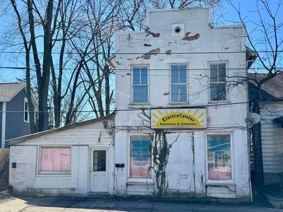 /international/us/210-east-central-avenue-delaware-oh-110106252218/