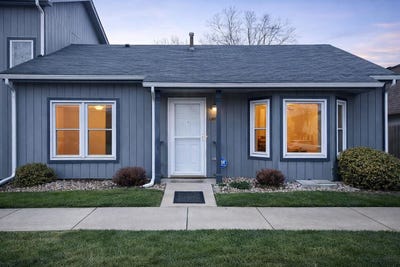 /international/us/6070-pennsylvania-drive-merrillville-in-110105764916/