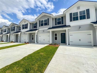 /international/us/134-heirloom-road-hinesville-ga-110105860747/