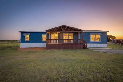 /international/us/1417-county-road-310a-cleburne-tx-110120425315/