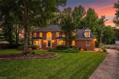 /international/us/705-aspen-forest-court-chesapeake-va-110108735328/