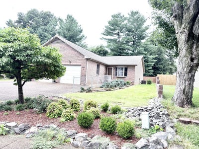 /international/us/2607-cayce-meade-drive-hopkinsville-ky-110109165955/