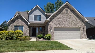 /international/us/20955-oak-ridge-drive-clinton-twp-mi-110108537814/