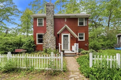 /international/us/25-pineland-street-north-kingstown-ri-110108451031/