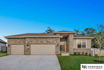 /international/us/9715-s-123rd-avenue-papillion-ne-110108569581/