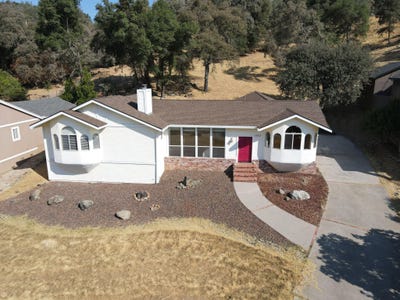 /international/us/13312-thistle-loop-penn-valley-ca-110108267239/
