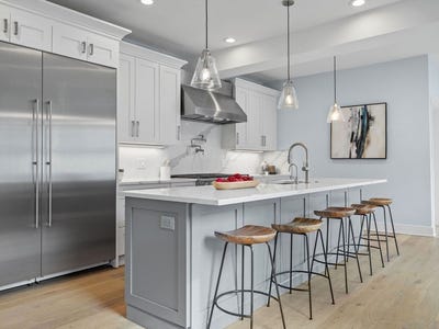 /international/us/72-walnut-st-arlington-ma-110098135780/