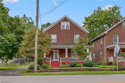 /international/us/406-e-lincoln-way-lisbon-oh-110110196211/