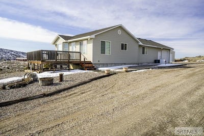 /international/us/1027-e-butte-road-menan-id-110100164729/