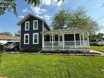 /international/us/518-e-3rd-street-port-clinton-oh-110108334139/