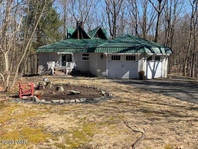 /international/us/117-cottonwood-drive-hawley-pa-110107781352/