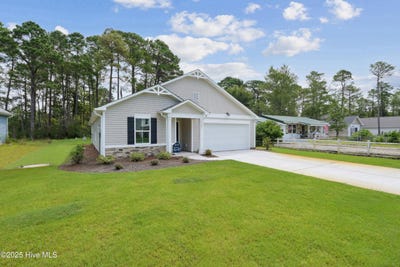 /international/us/1111-goldsboro-road-boiling-spring-lakes-nc-110100401211/