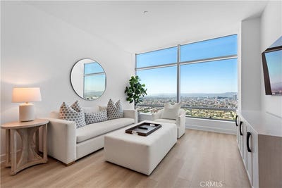 /international/us/900-w-olympic-boulevard-los-angeles-ca-110099994315/