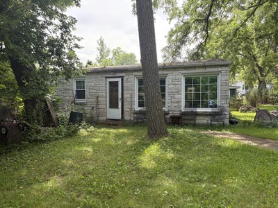/international/us/1534-milwaukee-st-delafield-wi-110101222867/?lang=id