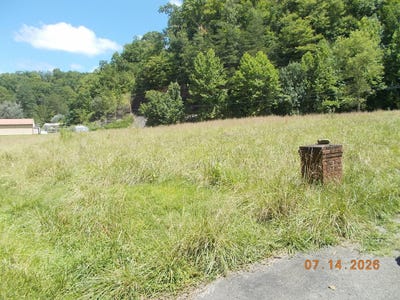 /international/us/1548-bales-creek-road-manchester-ky-110110047574/