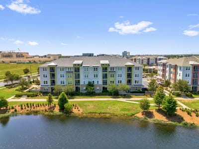 /international/us/7573-laureate-boulevard-orlando-fl-110099853821/