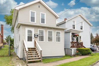 /international/us/303-diamond-street-canastota-ny-110107605856/