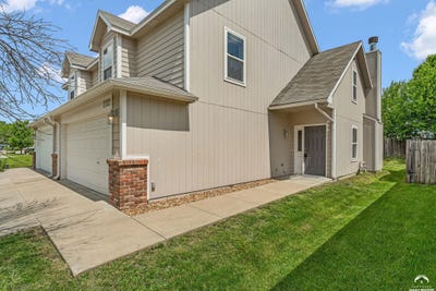 /international/us/2752-grand-circle-lawrence-ks-110107731158/